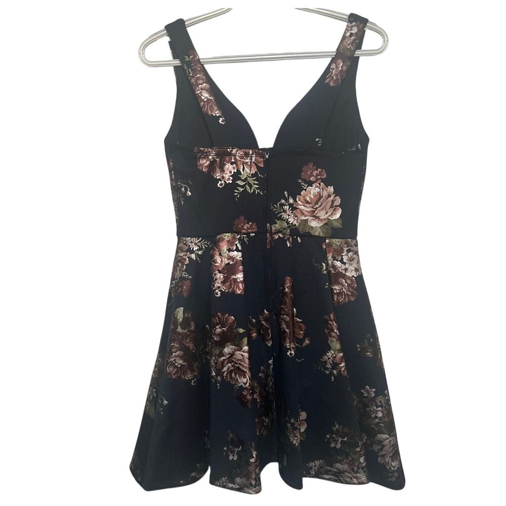 Star Vixen Womens/Juniors Dark Blue/Black Bronze Silver Floral Mini Dress Size 3 - Picture 2 of 5